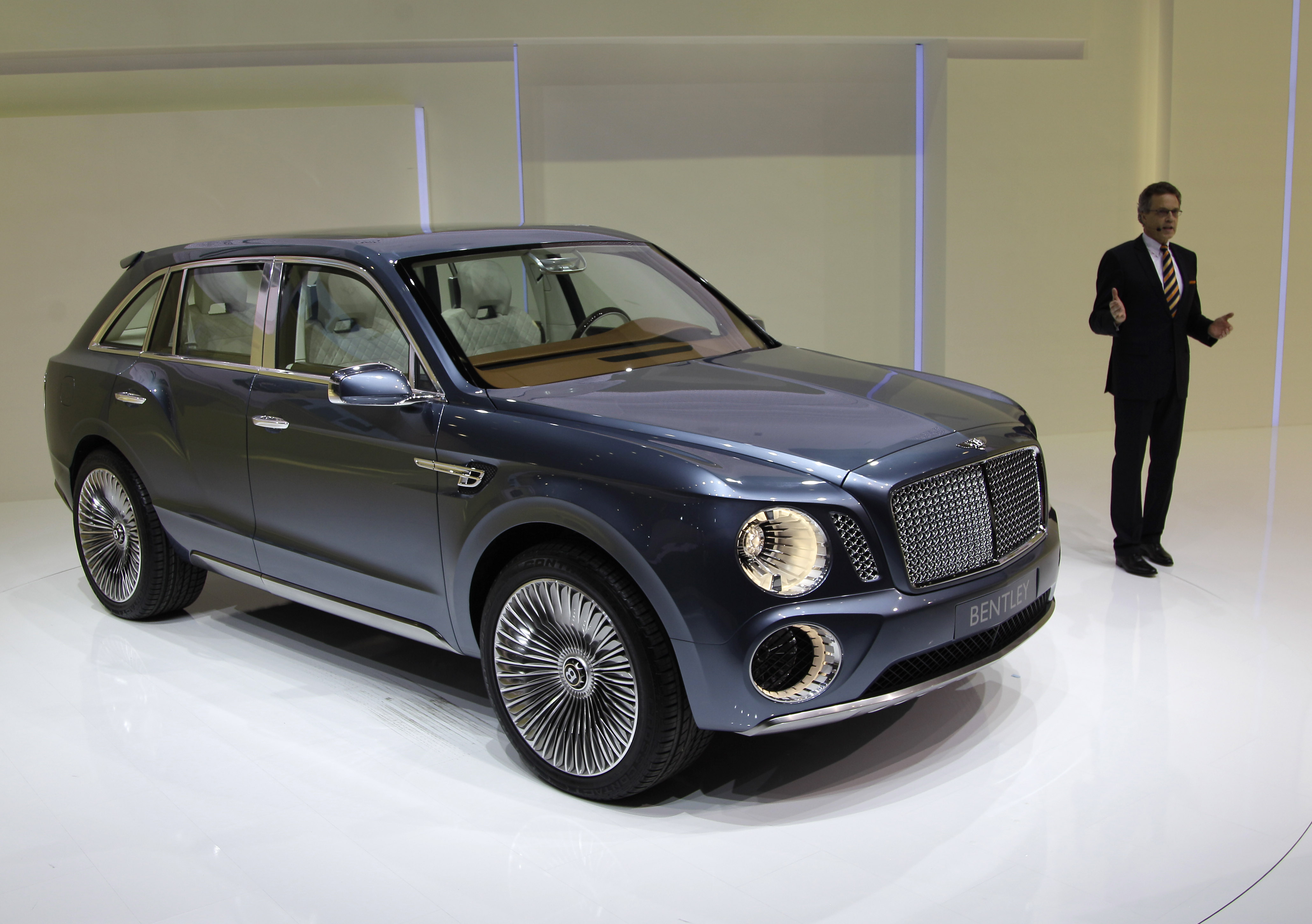 Η Bentley στην 82η Έκθεση Αυτοκινήτου της Γενεύης